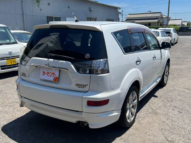 Mitsubishi Outlander 5