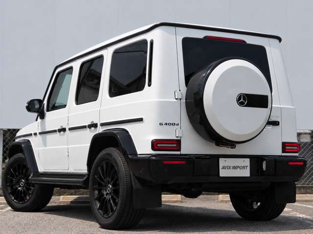 Mercedes-Benz G-Class 2