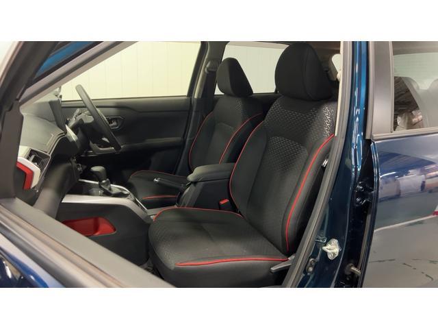Daihatsu Rocky 4