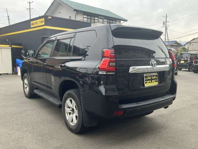 Toyota Land Cruiser Prado 9