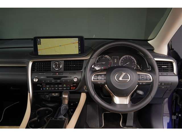 Lexus RX 7