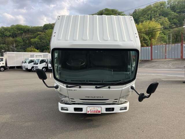 Isuzu Elf 4