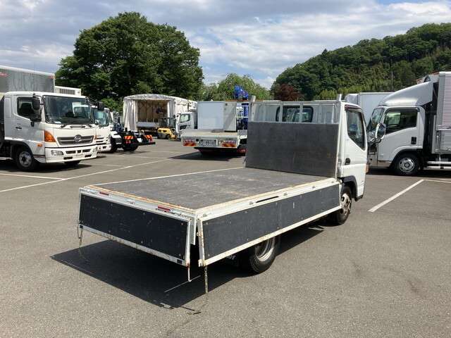 Mitsubishi Fuso Canter 12
