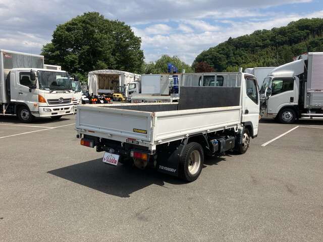 Mitsubishi Fuso Canter 10