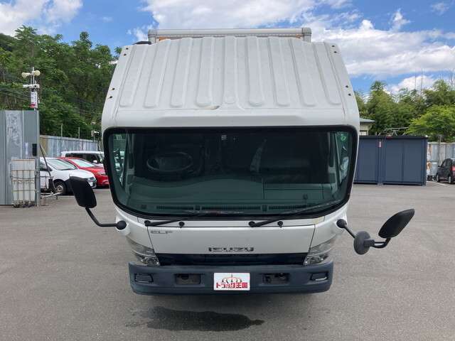 Isuzu Elf 5