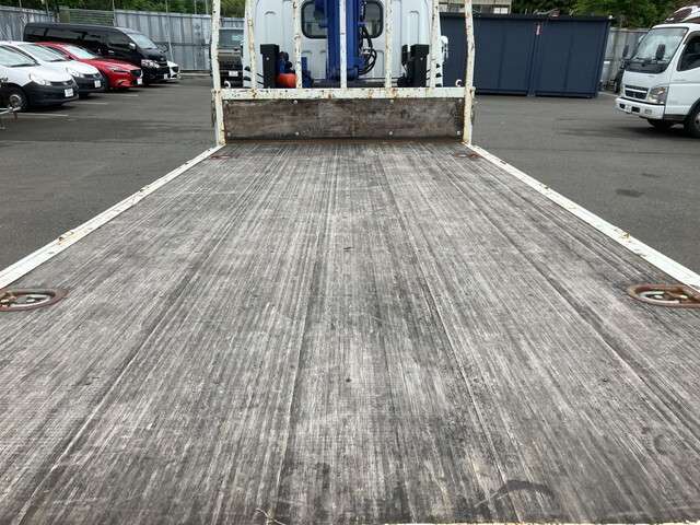 Mitsubishi Fuso Canter 10