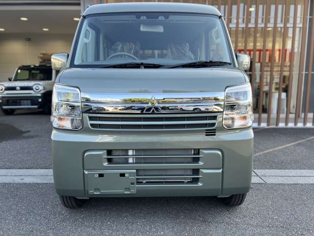 Mitsubishi Minicab Van 10