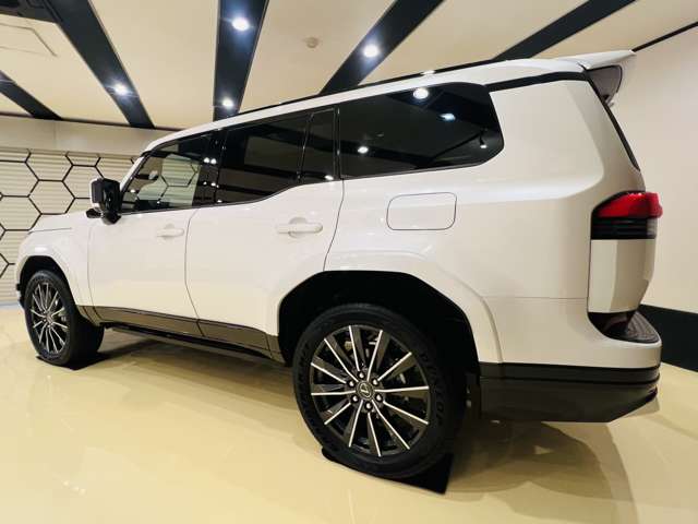 Lexus GX 7