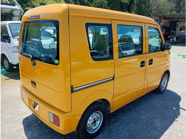 Suzuki Every 7