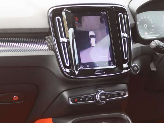 Volvo XC40 5