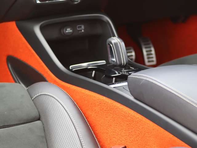 Volvo XC40 6