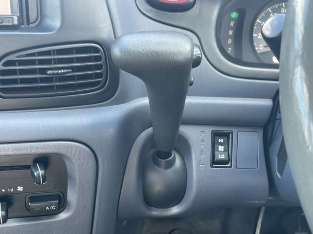Toyota Town Ace Van 13