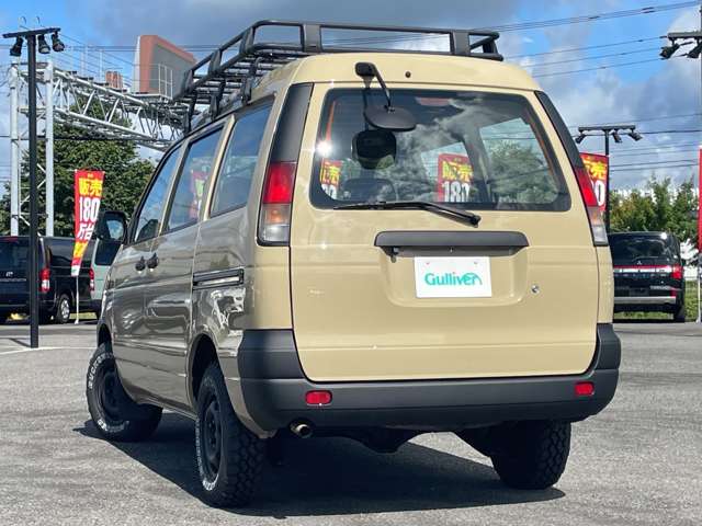 Toyota Town Ace Van 7