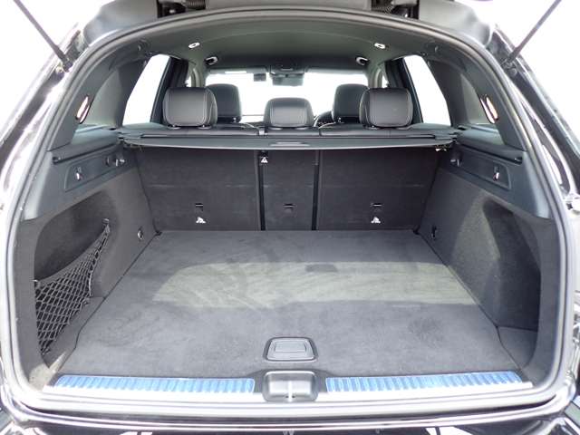 Mercedes-Benz GLC 12