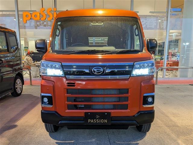 Daihatsu Atrai 7