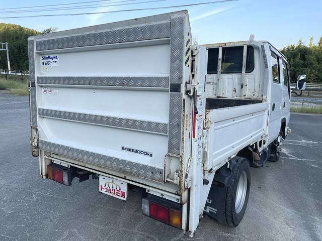 Isuzu Elf 2