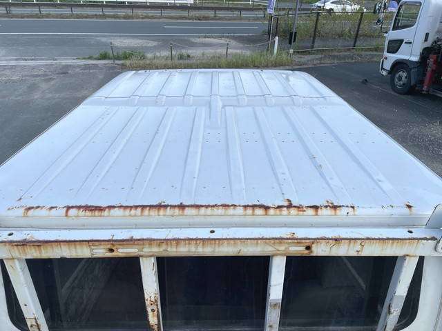 Isuzu Elf 6