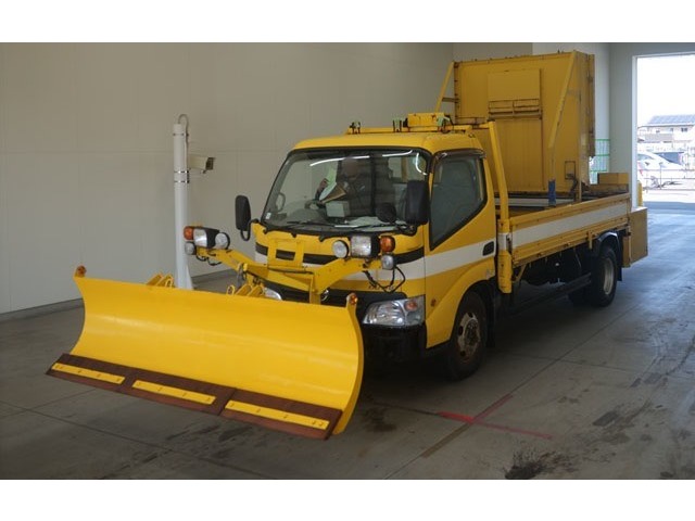 Hino Dutro 2