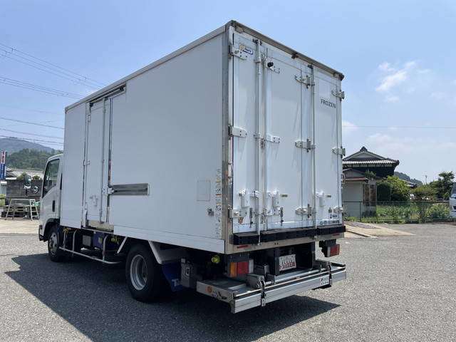 Isuzu Elf 2