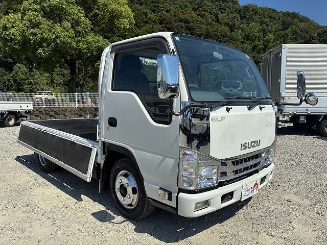 Isuzu Elf 10