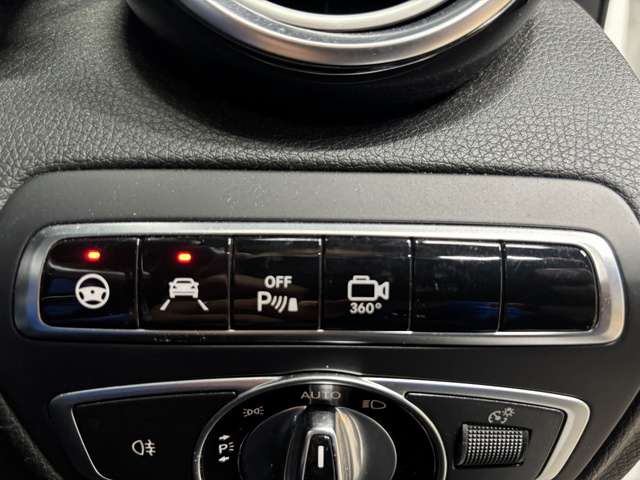 Mercedes-Benz GLC 12