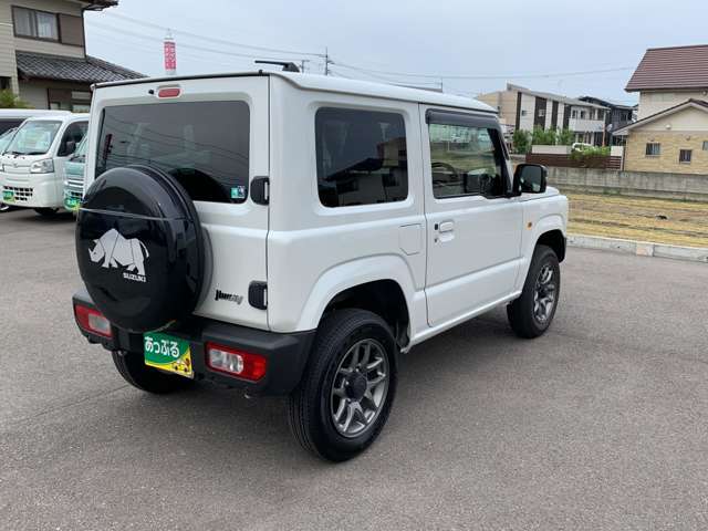 Suzuki Jimny 11