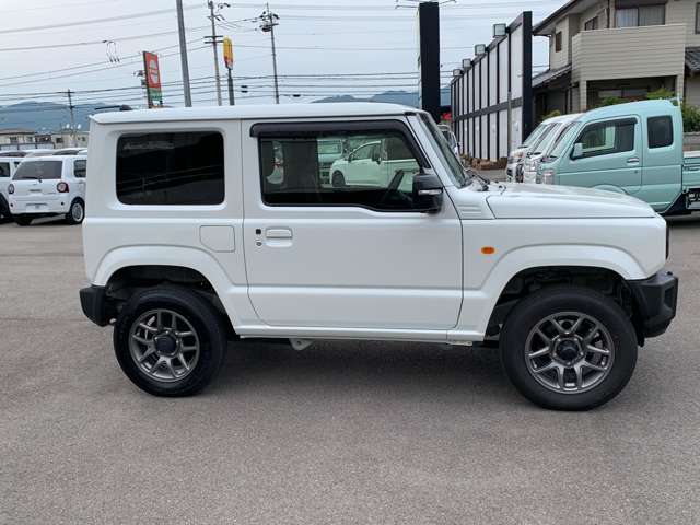 Suzuki Jimny 10