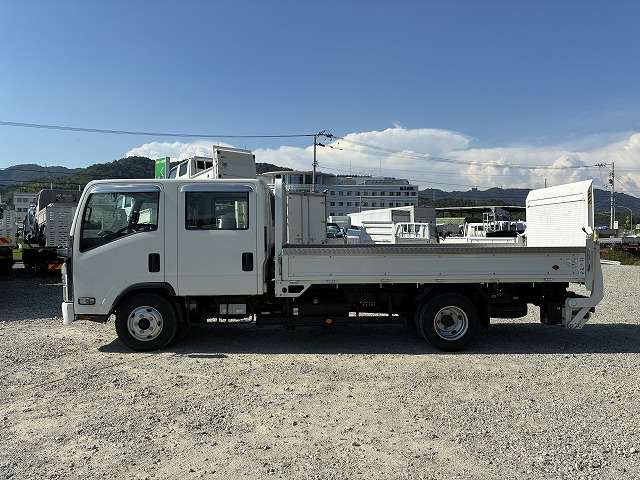 Isuzu Elf 4