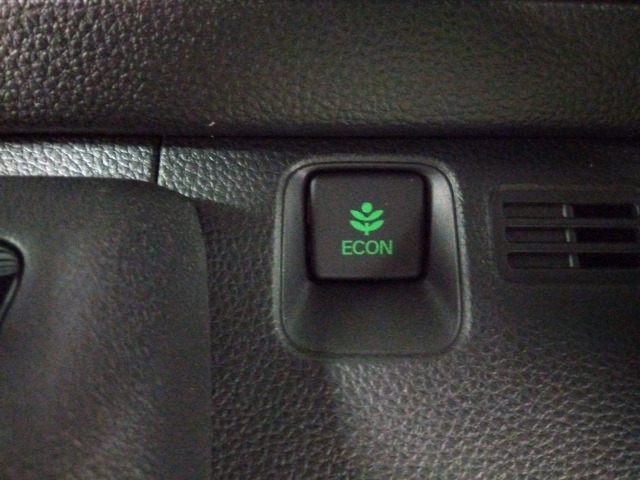 Honda N-VAN 12