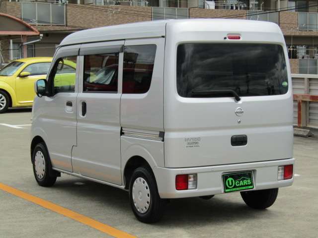 Nissan NV100 Clipper 8