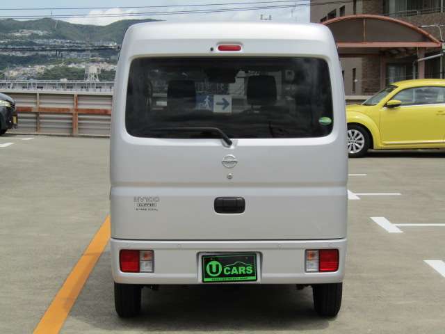 Nissan NV100 Clipper 10
