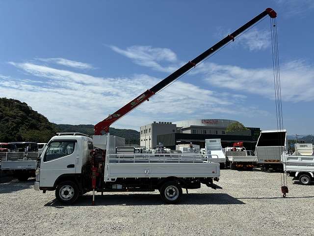 Mitsubishi Fuso Canter 11