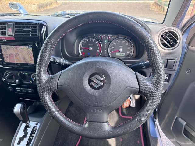 Suzuki Jimny 11