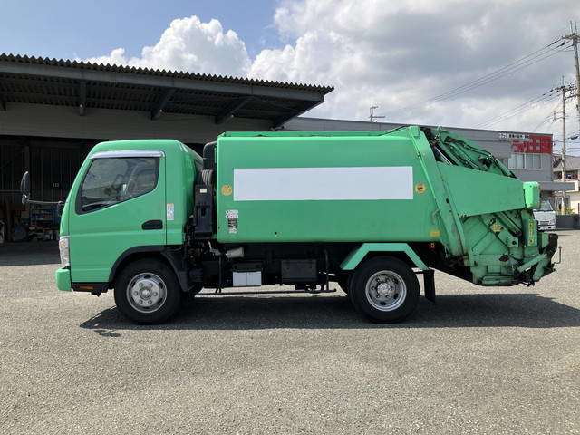 Mitsubishi Fuso Canter 4