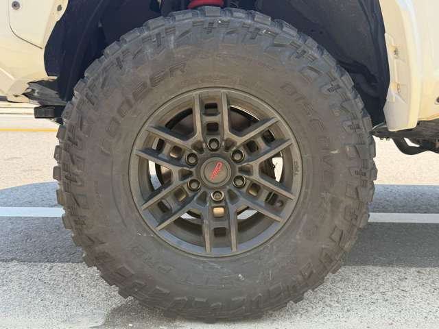 Toyota Tacoma 4