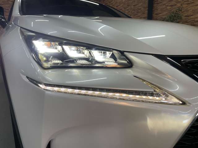 Lexus NX 9