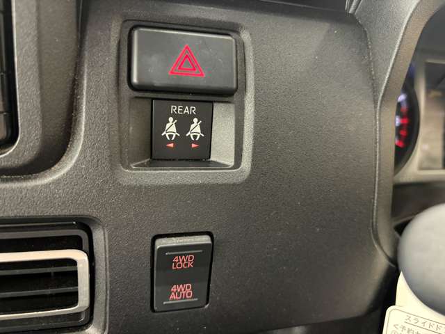Daihatsu Atrai 6