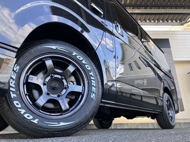 Toyota Hiace Van 11