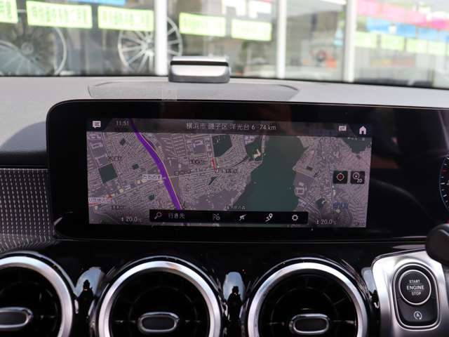 Mercedes-Benz GLB 8