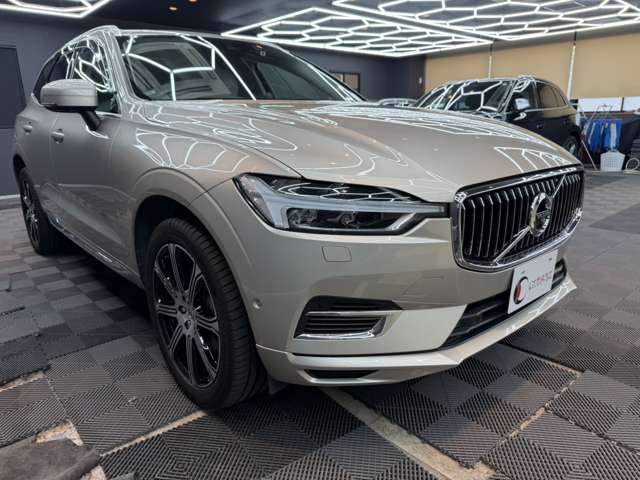 Volvo XC60 8