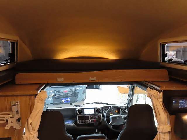 Toyota Camroad 7