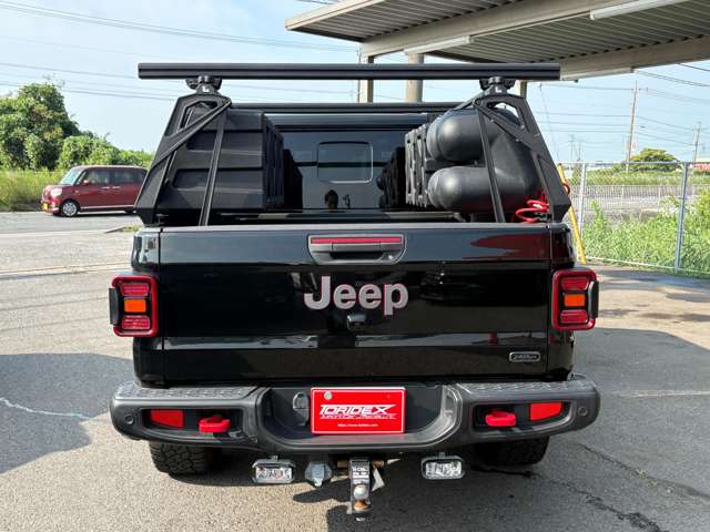 Jeep Gladiator 7