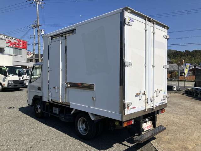 Mitsubishi Fuso Canter 3