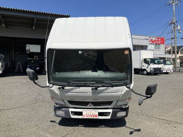 Mitsubishi Fuso Canter 10