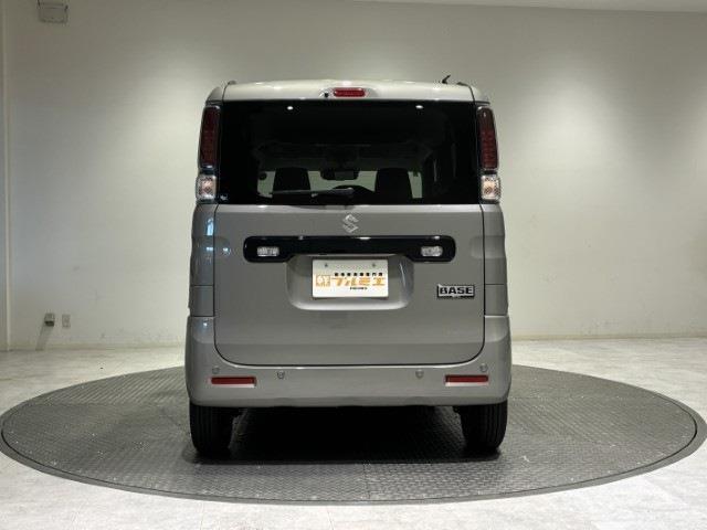 Suzuki Spacia Base 8