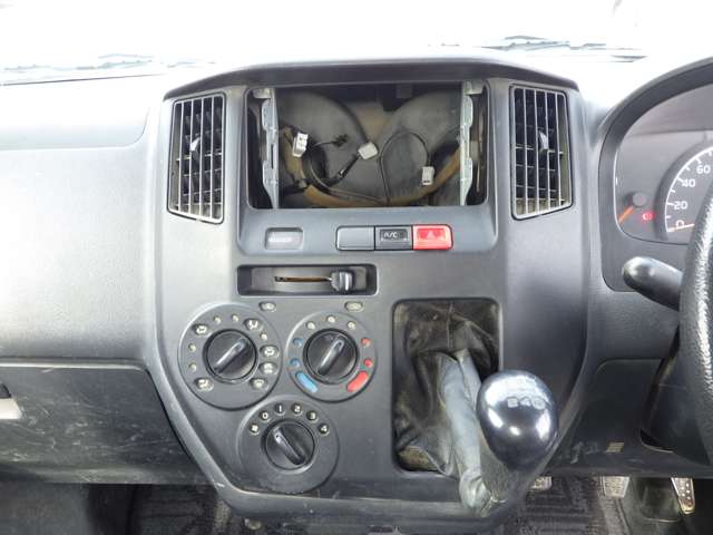 Toyota Light Ace Truck 12
