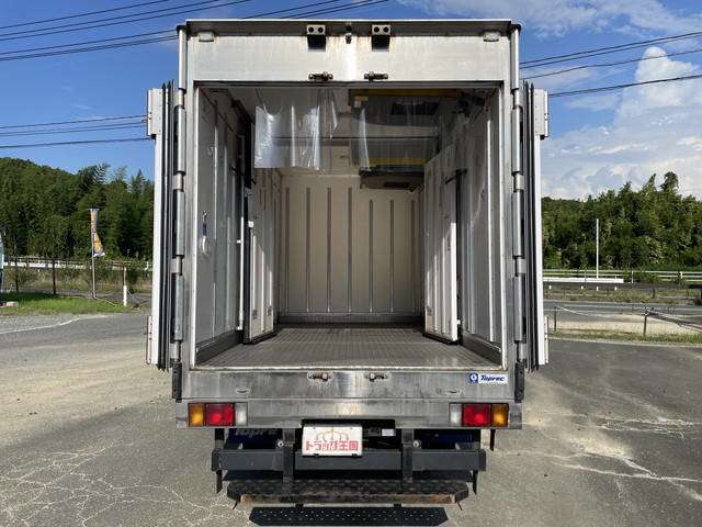 Isuzu Elf 11