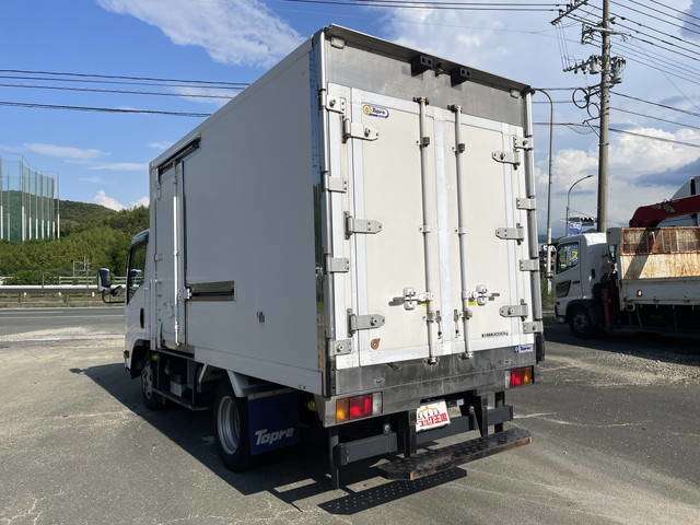 Isuzu Elf 3