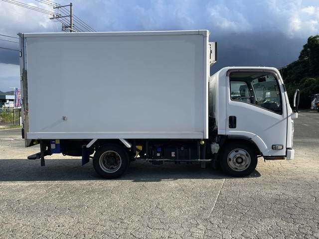 Isuzu Elf 6