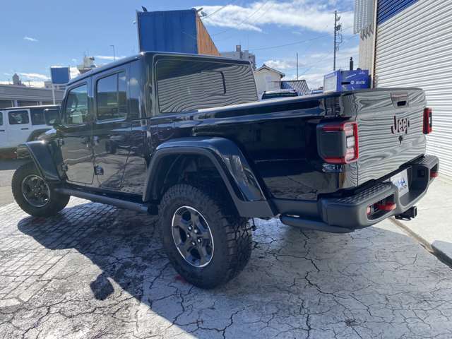 Jeep Gladiator 8